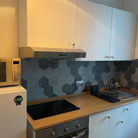 The Wee Studio Flat Πέισλι Εξωτερικό φωτογραφία